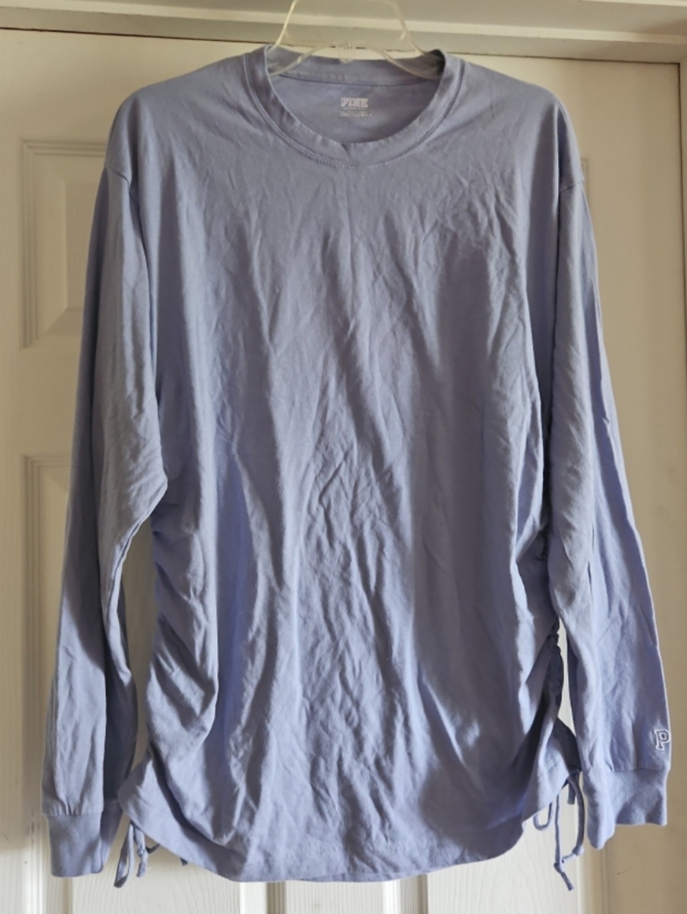 PINK Victoria's Secret Light Blue Long-Sleeve Crewneck Tee Medium